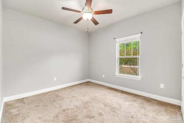 9115 Ridge Dr, Navarre, FL 32566