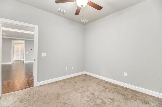 9115 Ridge Dr, Navarre, FL 32566