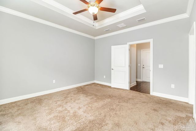 9115 Ridge Dr, Navarre, FL 32566