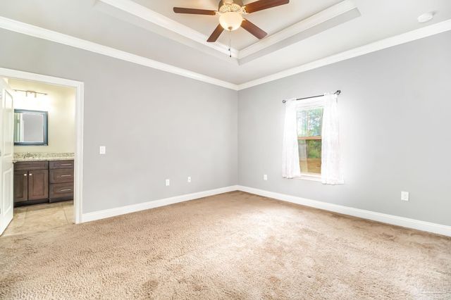 9115 Ridge Dr, Navarre, FL 32566