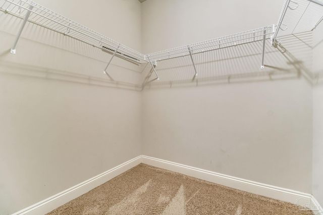 9115 Ridge Dr, Navarre, FL 32566