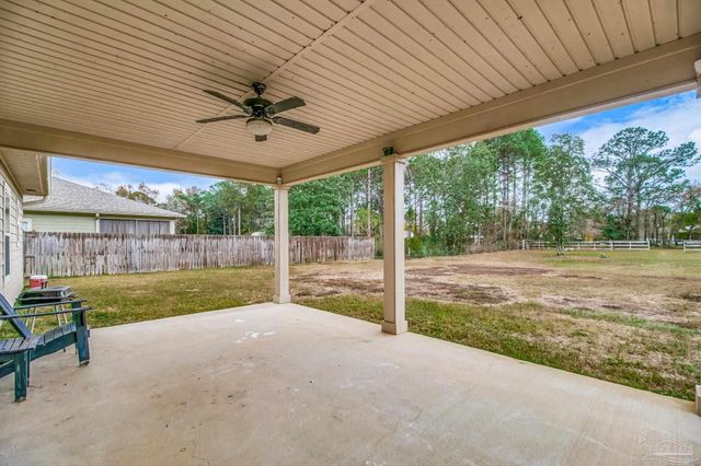 9115 Ridge Dr, Navarre, FL 32566