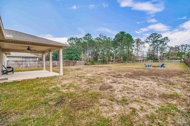 9115 Ridge Dr, Navarre, FL 32566