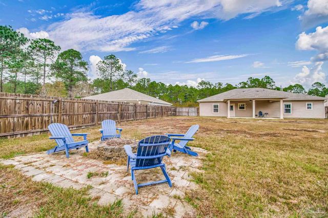 9115 Ridge Dr, Navarre, FL 32566