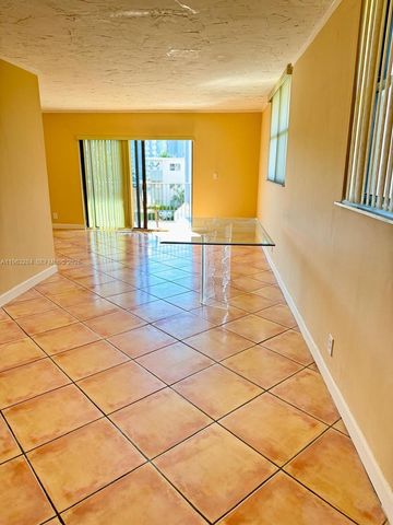 1900 Diana Dr 3C, Hallandale Beach, FL 33009