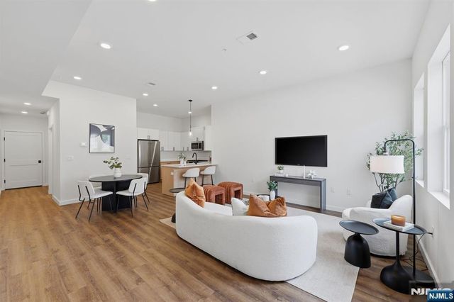 91 Union Street 9A, Lodi, NJ 07644