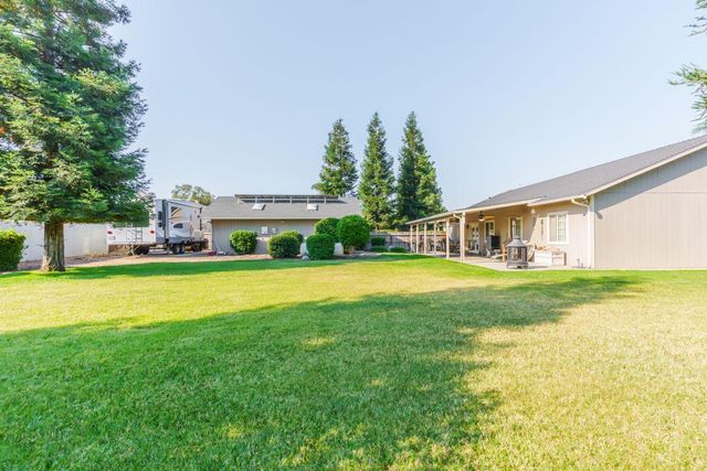 26261 Haley, Madera, CA 93638