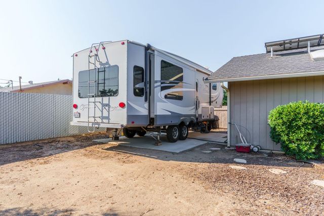 26261 Haley, Madera, CA 93638
