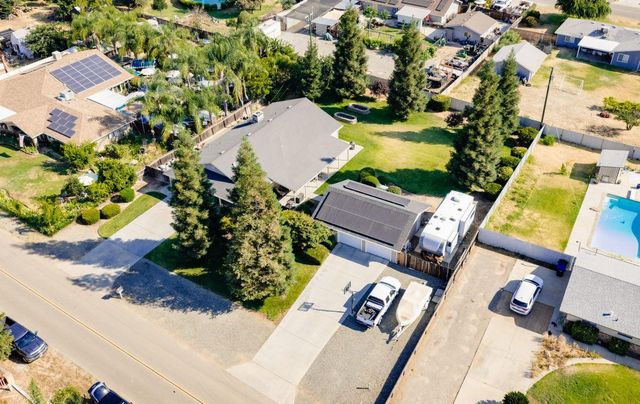 26261 Haley, Madera, CA 93638