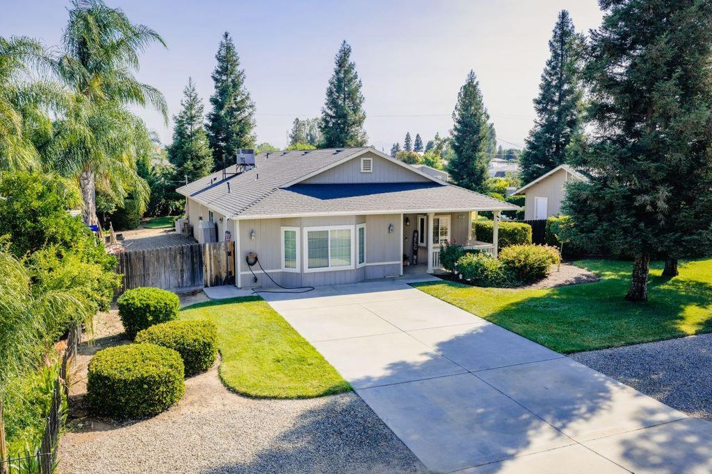 26261 Haley, Madera, CA 93638