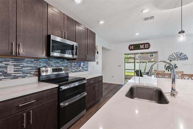 123 OAKLEAF WAY, Palm Coast, FL 32137