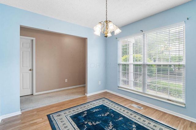 8626 Lazelle Commons Drive, Lewis Center, OH 43035