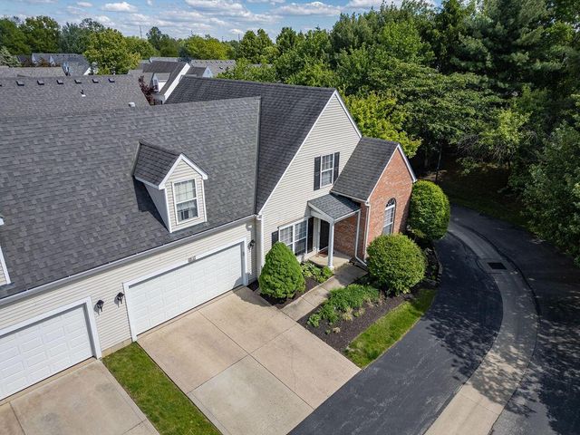 8626 Lazelle Commons Drive, Lewis Center, OH 43035