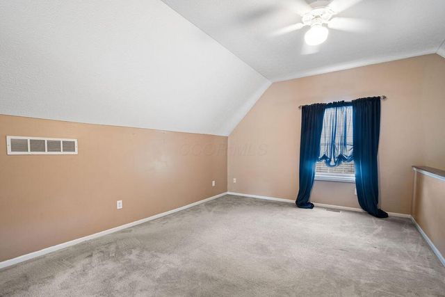 8626 Lazelle Commons Drive, Lewis Center, OH 43035