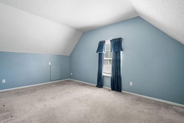 8626 Lazelle Commons Drive, Lewis Center, OH 43035