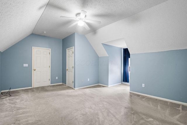 8626 Lazelle Commons Drive, Lewis Center, OH 43035