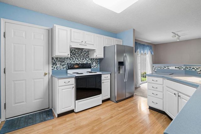 8626 Lazelle Commons Drive, Lewis Center, OH 43035