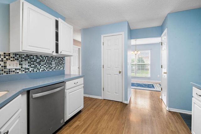 8626 Lazelle Commons Drive, Lewis Center, OH 43035