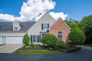8626 Lazelle Commons Drive, Lewis Center, OH 43035