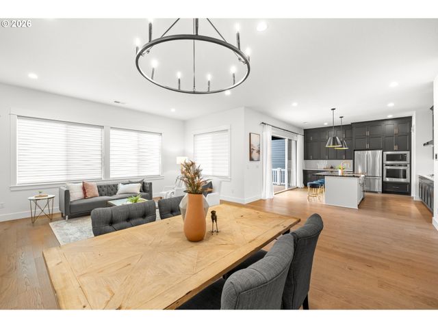 15765 Nw RIDGELINE St, Portland, OR 97229