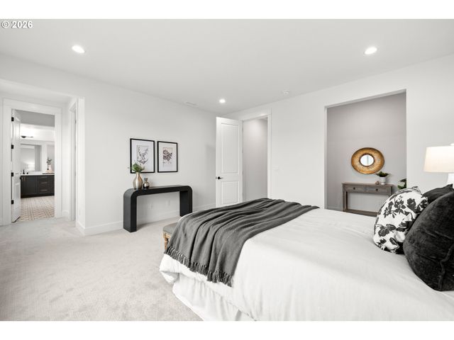 15765 Nw RIDGELINE St, Portland, OR 97229