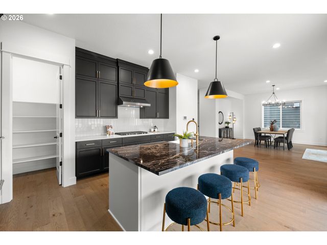 15765 Nw RIDGELINE St, Portland, OR 97229