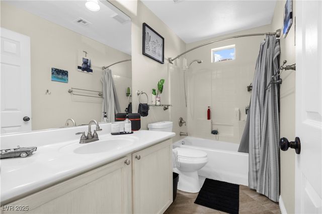 998 Lone Pine River Avenue, Henderson, NV 89002