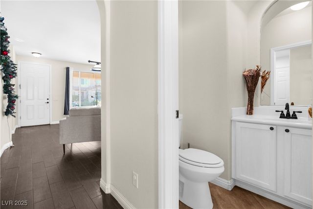 998 Lone Pine River Avenue, Henderson, NV 89002