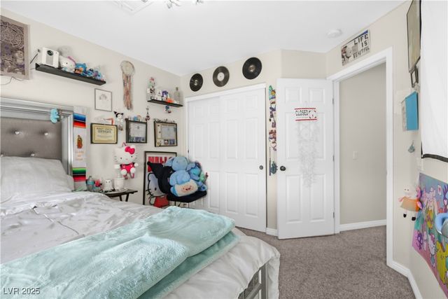 998 Lone Pine River Avenue, Henderson, NV 89002