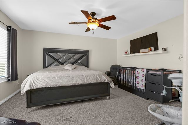 998 Lone Pine River Avenue, Henderson, NV 89002