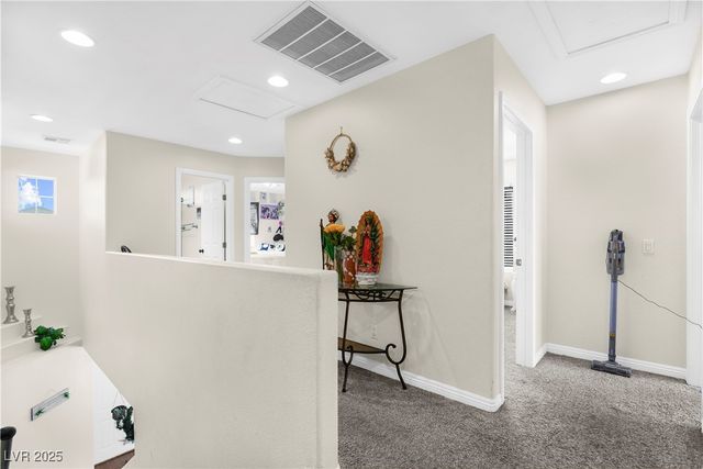 998 Lone Pine River Avenue, Henderson, NV 89002