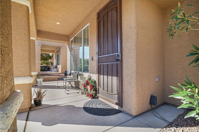 998 Lone Pine River Avenue, Henderson, NV 89002