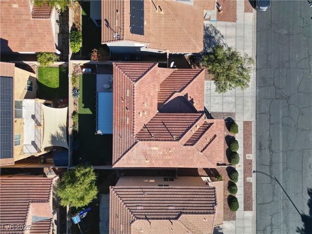 998 Lone Pine River Avenue, Henderson, NV 89002