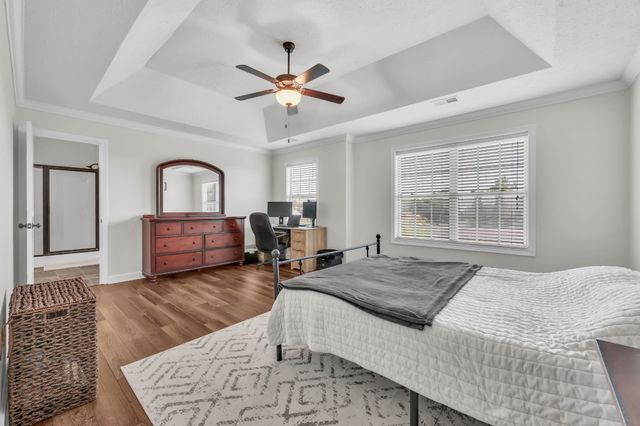 1167 Eagles Bluff Dr, Clarksville, TN 37040