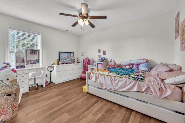 1167 Eagles Bluff Dr, Clarksville, TN 37040