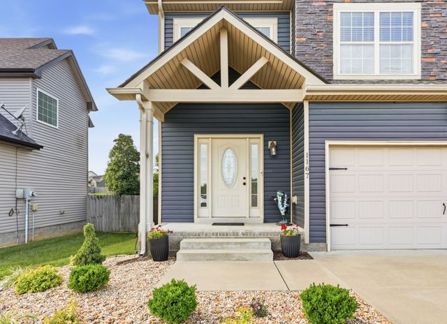 1167 Eagles Bluff Dr, Clarksville, TN 37040