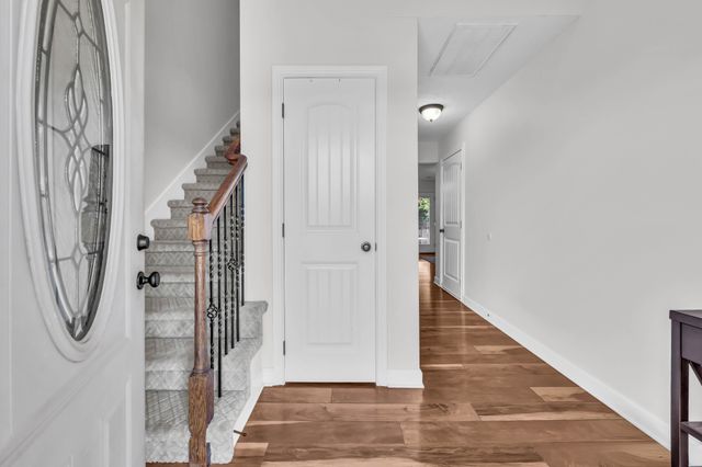 1167 Eagles Bluff Dr, Clarksville, TN 37040