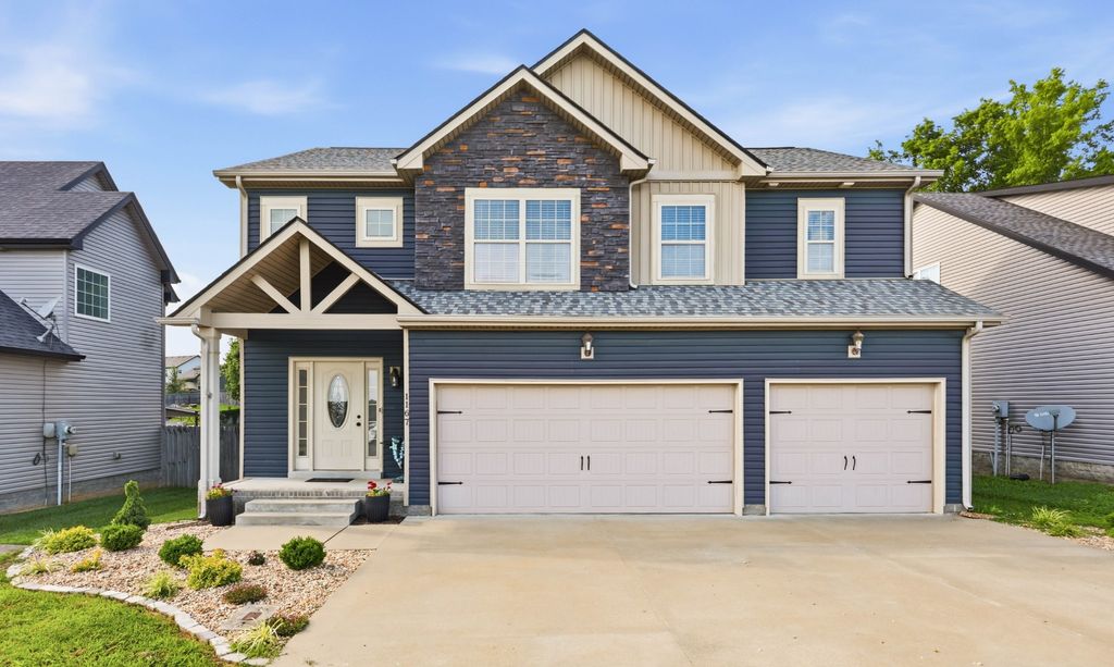 1167 Eagles Bluff Dr, Clarksville, TN 37040