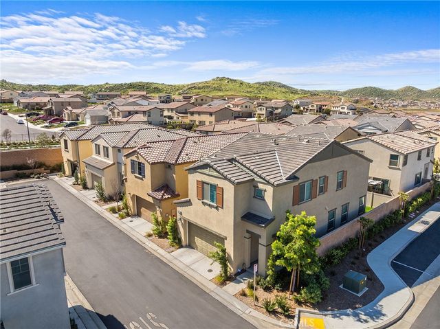 29587 Winterstorm Court, Winchester, CA 92596