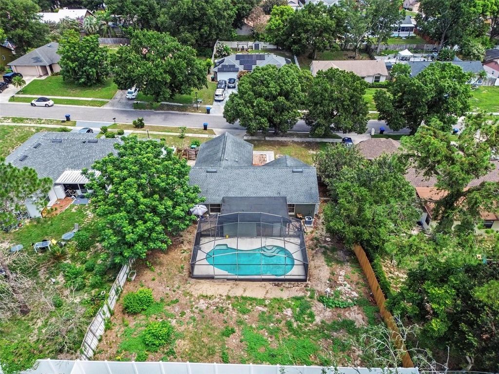 Image 13 of property listing at 7774 BARBERRY DRIVE, Orlando, FL 32835