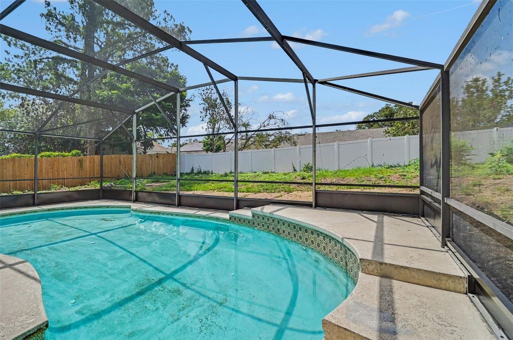 Image 9 of property listing at 7774 BARBERRY DRIVE, Orlando, FL 32835