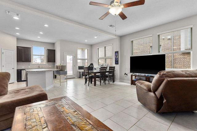 2210 Dillon Pond LN B, Pflugerville, TX 78660