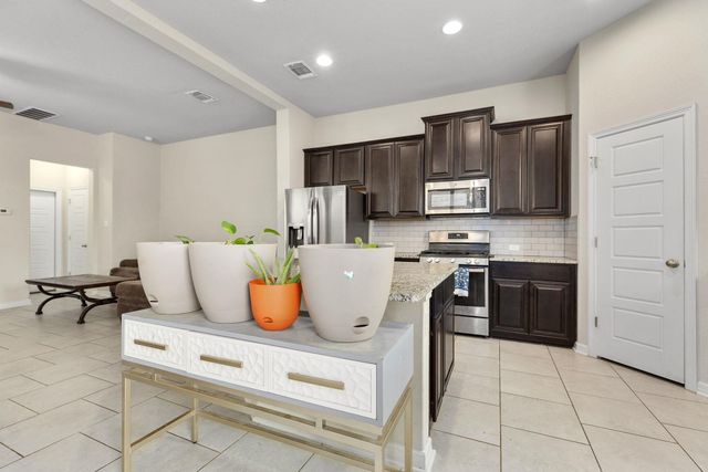 2210 Dillon Pond LN B, Pflugerville, TX 78660