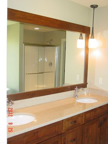 6527 River Oak Court NE, Cedar Rapids, IA 52402