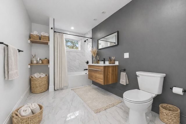 17 Akron St 2, Boston, MA 02119