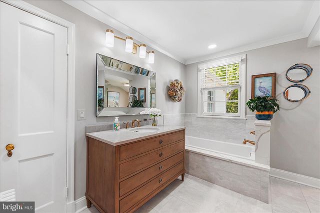 4 CHASE RD, Annapolis, MD 21409