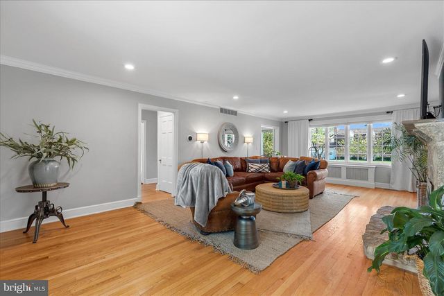 4 CHASE RD, Annapolis, MD 21409