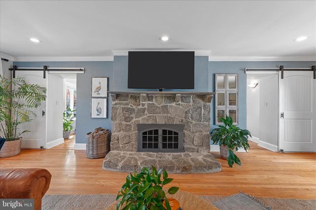 4 CHASE RD, Annapolis, MD 21409