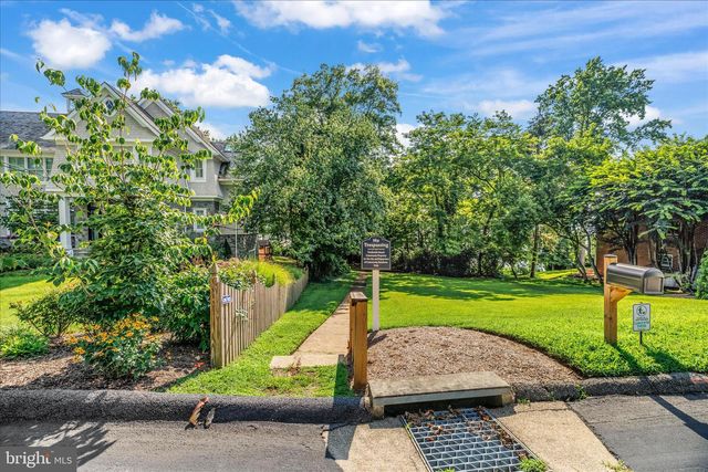 4 CHASE RD, Annapolis, MD 21409