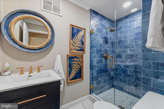 4 CHASE RD, Annapolis, MD 21409
